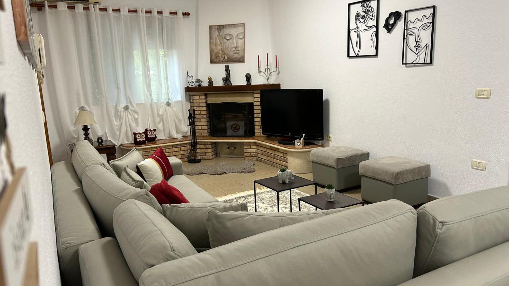 5 Newbazaar * Tirana